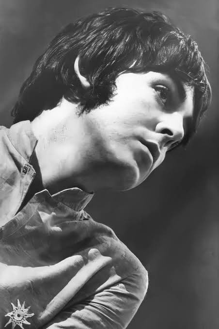 Paul McCartney but he gets older as you scroll down.
