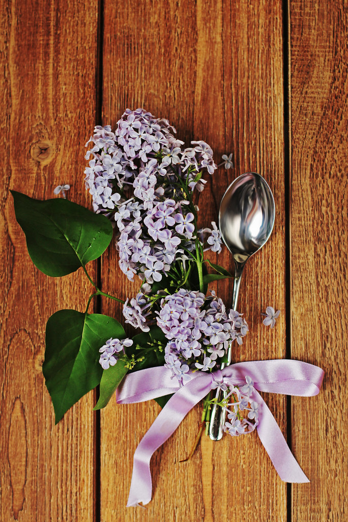 ¡Verdad!
¡Justicia!
¡Libertad!
¡Amor a precios razonables!
¡Y un huevo duro!
#Glorious25th #speakhisname