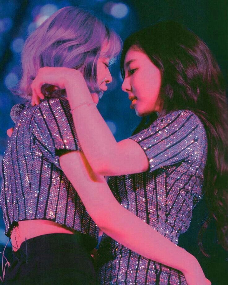 Nayeon says to Jeongyeon “You are gonna be mine again” but Jeongyeon said:“I was always yours”  #2yeon