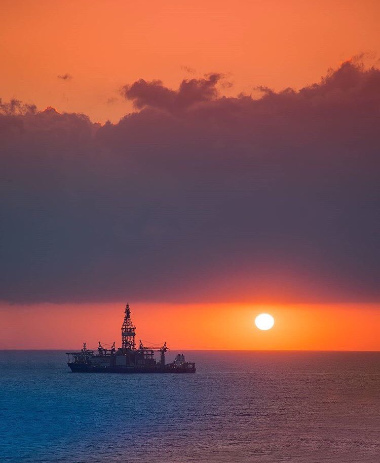 LebanonGasOil's tweet photo. Amazing photo of TUNGSTEN EXPLORER DRILLSHIP by photographer elio_haddad (insta account)

In February, Total’s drill ship arrived &amp; performed the operations of the 1st exploration well on Block 4; for now, it will remain in the Lebanese coast until further notice.

#Gas #Beirut https://t.co/RyRHpsMd9E