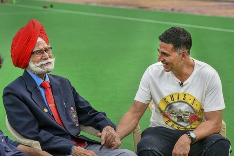 akshaykumar's tweet image. Saddened to hear about the demise of hockey legend #BalbirSingh ji. Have had the good fortune of meeting him in the past, such an amazing personality! My heartfelt condolences to his family 🙏🏻