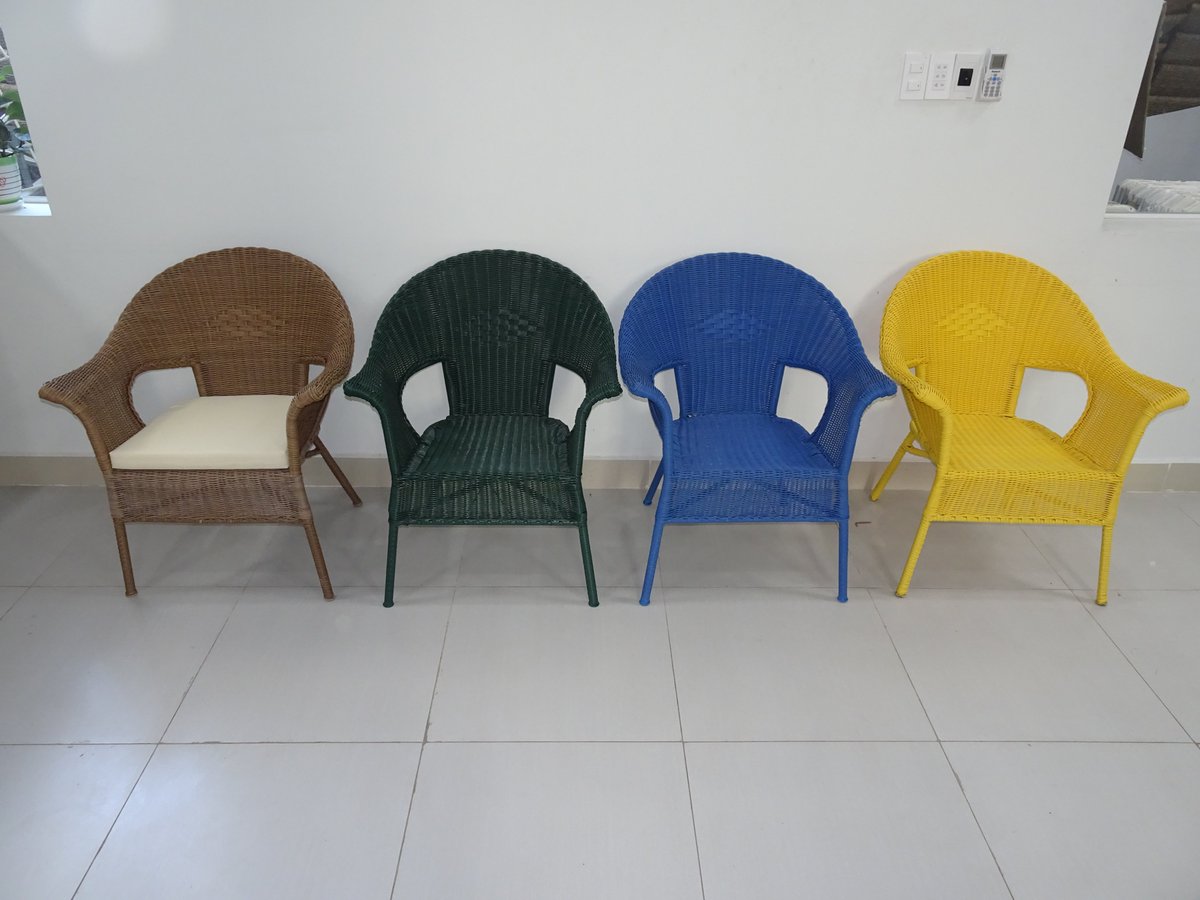 MsLinh9's tweet image. We have stock item as below picture. If you interested in our stock item, feel free to contact me via email. Thank you!

My email: sales2@vietstylehandicrafts.vn
Skype: tranyenlinh5698

#wickerchair
#vietstyle
#stockitem
#colorful