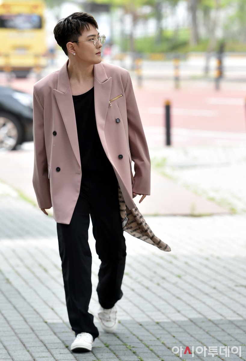 노빠구이슈 tweet media