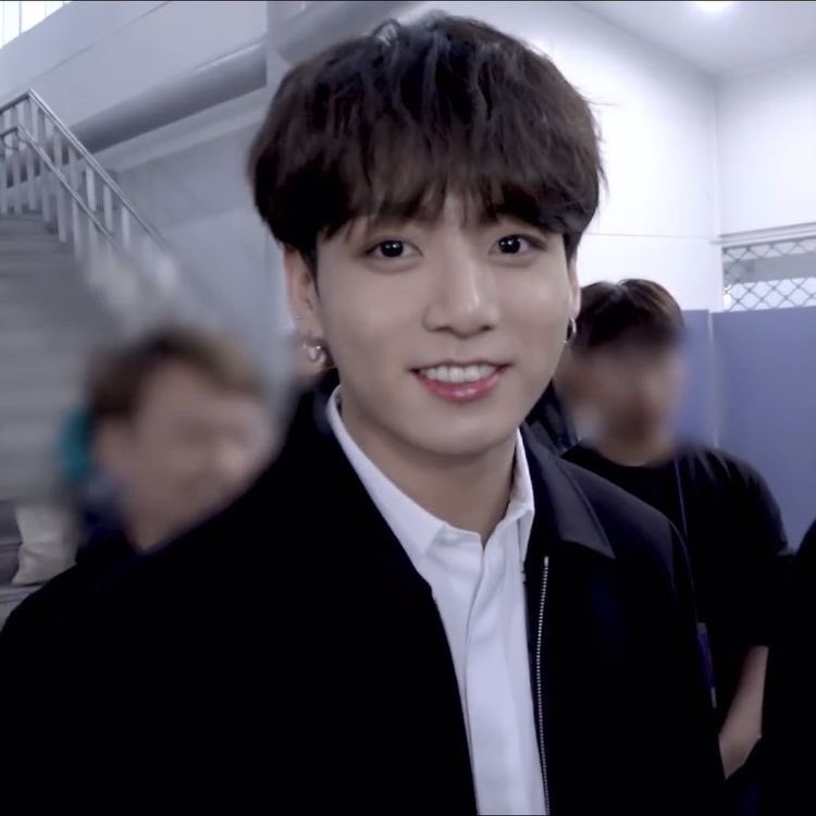 ˖◛⁺⑅♡ Jungkook, please love yourself enough today. it’s a new week, are you having plans? I wish you the best that life can give you right now. Be healthy, smile knowing you are loved & always do what brings you the joy you deserve! {  #전정국  #JUNGKOOK    #방탄소년단   }