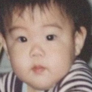 a thread of mark tuan but he gets older as you keep scrolling: