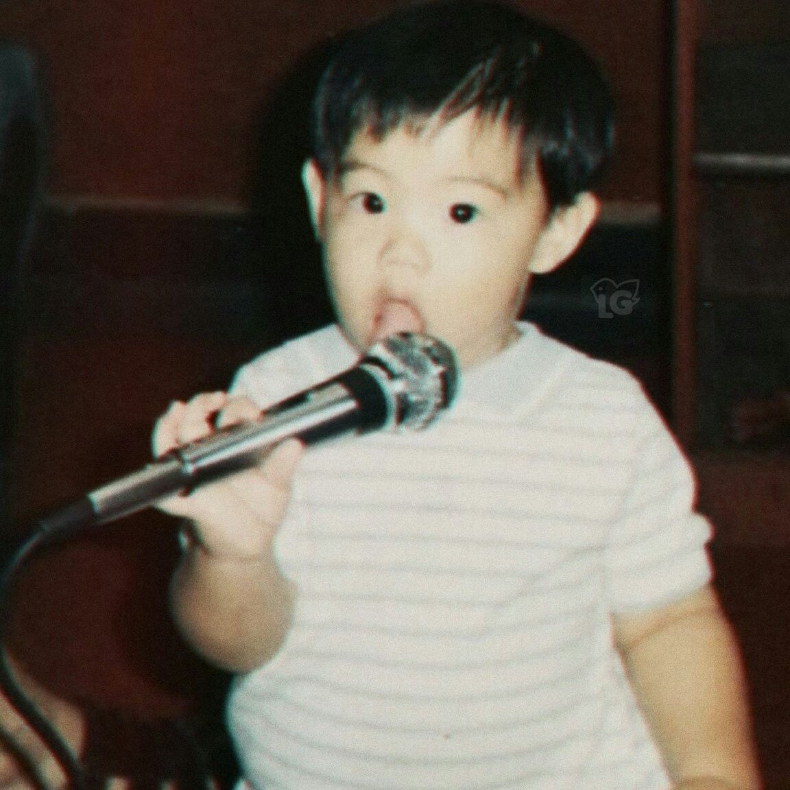 a thread of mark tuan but he gets older as you keep scrolling: