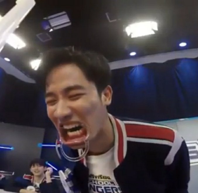 tay tawan but it gets weirder as you scroll down; a thread
