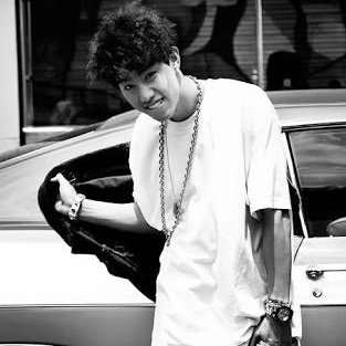 a thread of mark tuan but he gets older as you keep scrolling:
