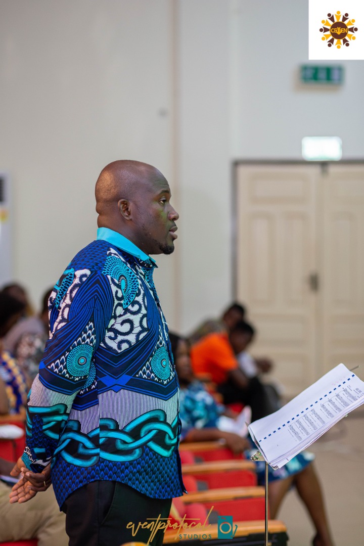CeVEn_UCC's tweet photo. Our MCM for today๐.
Meet Amos D. Asare, Executive director of The Central Vocal Ensemble.
#CeVEN
#OurDal3ta๐
#HaveAWonderfulWeek https://t.co/tjPUUkFD3S