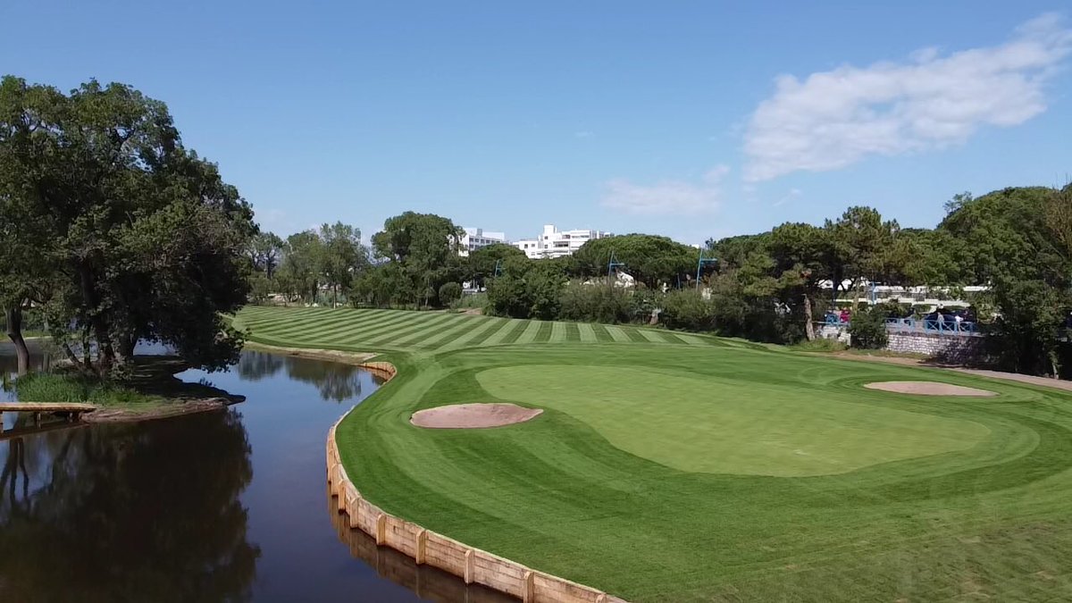 Reyes_golf's tweet photo. New 13th hole completed at Cannes Mandelieu. Looks awesome. 👌Opening in a few days 😬@golfoldcourse @DoncelGk @ffgolf #Agronomy #Cannes #TAS https://t.co/WXzX27MUNG