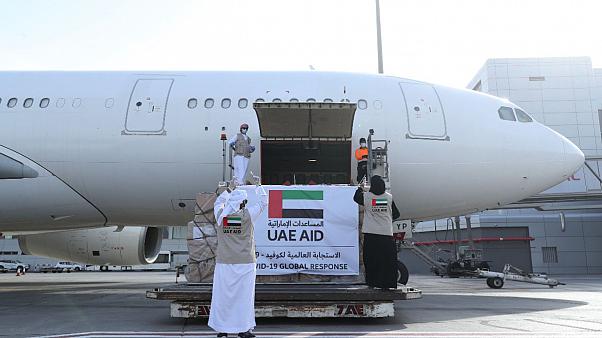 Amos_qabas_alsa's tweet photo. طائرة إماراتية ثانيه تحط اليوم في مطار بن غوريون في تل أبيب لمساعدة إسرائيل على مكافحة وباء كورونا..

ومع ذلك ما راح نقول شكرا إمارات الخير حتى لو دعمونا بألف طائرة مساعدات https://t.co/okiFHyMKTO