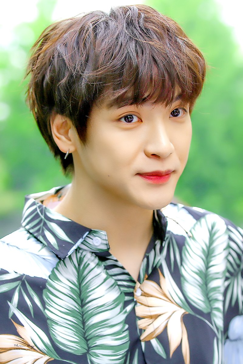 threedays_94's tweet photo. 여름의 부드러움🎐
#엔플라잉 #김재현 #NFlying #KIMJAEHYUN 

🗓️200525 불명 출근 https://t.co/htb5TWQFYG