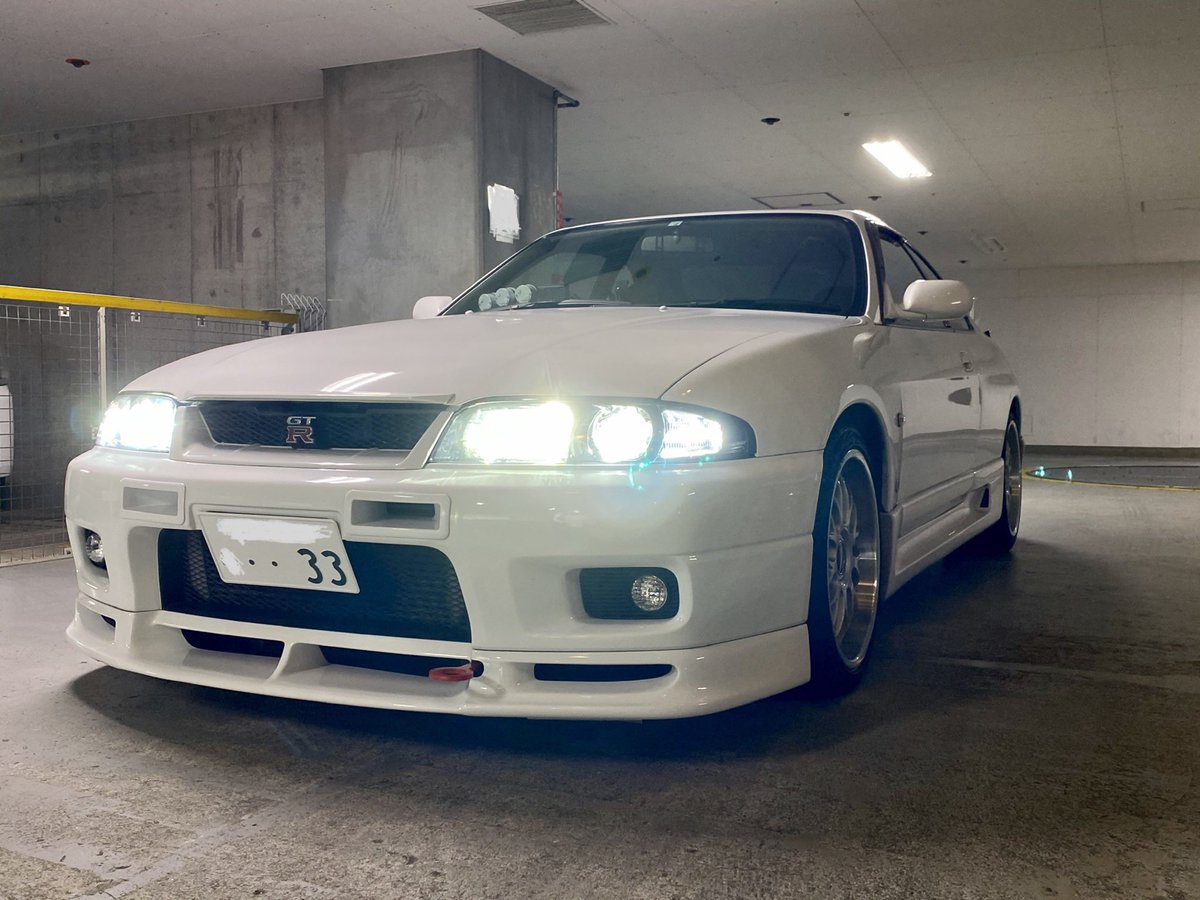 mutsukimax's tweet photo. 愛車
#宝物
#BCNR33 #GTR #nismo
#CBR1000RR #SC57 #REPSOL
ともにホワイトメーター https://t.co/Bp0R3FjFXQ
