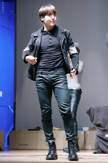 His body proportion