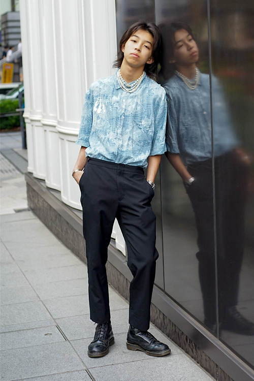 ℙ𝕆ℕ𝕂𝕆𝕋𝕎𝕀ℕ𝕊 服バカ探偵 Vol 23 様々な業界のお洒落さんをピックしていく第23回 渡部篤郎 さんに続き次のホシは Yoshi さん ヴァージル アブローと写真を撮ったことがきっかけで 11人のフォロワーがあっという間に1 5万に ℙ𝕆ℕ𝕂𝕆𝕋𝕎𝕀ℕ𝕊 服バカ探偵 Vol 23 様々な業界のお洒落さんをピックしていく第23回 渡部篤郎 さんに続き次のホシは Yoshi さん ヴァージル アブローと写真を撮ったことがきっかけで 11人のフォロワーがあっという間に1 5万に