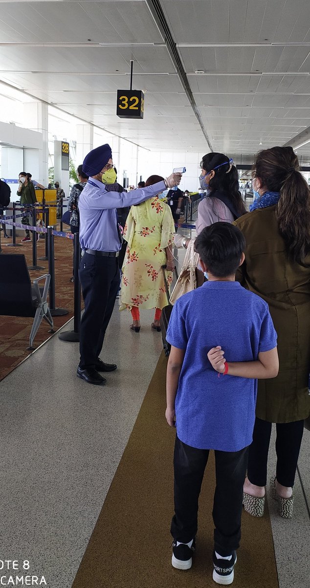 Airlines are doing zonal boarding. Only queue up when your seat number is announced.Thermal checking is also being done by airlines at boarding gates #aviation during  #COVID__19