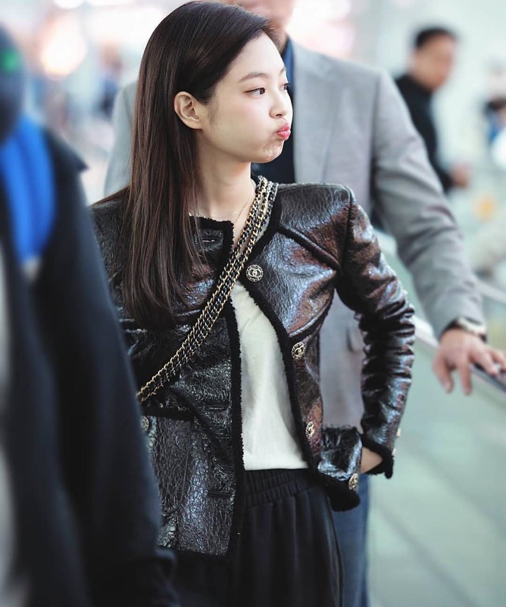 写真でひとこと。 激おこプンプン丸なんだからねっ💓💓 #blackpink