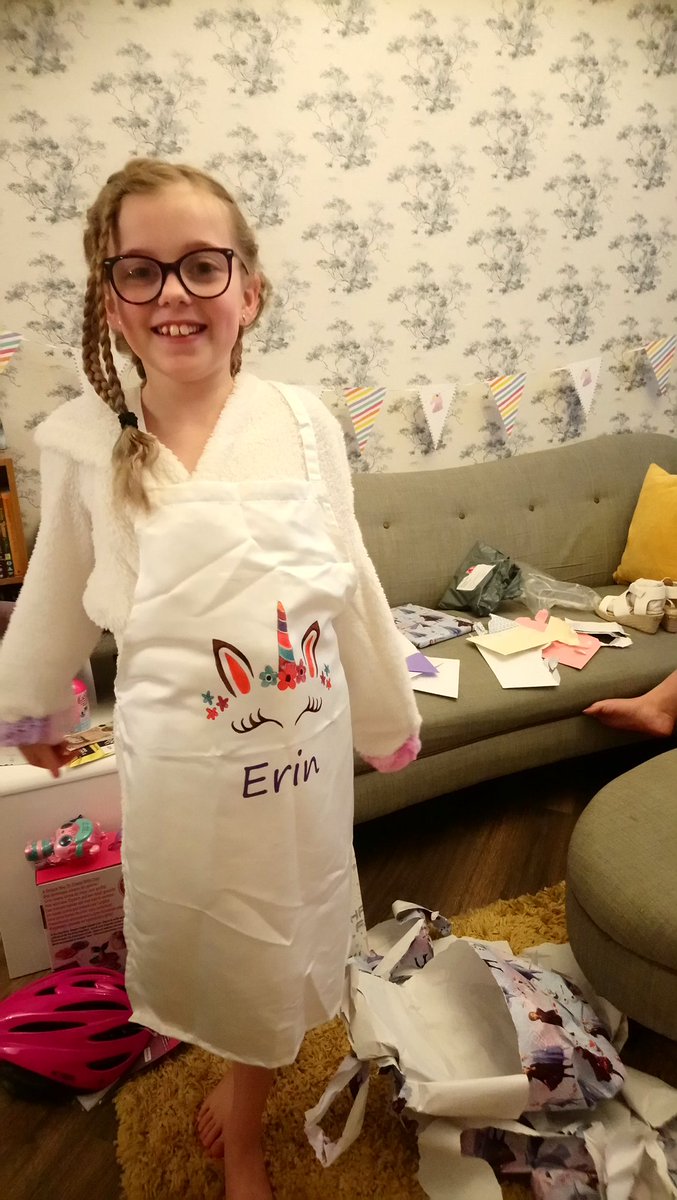 dandyv1980's tweet photo. Happy 10th birthday Miss Erin xxx https://t.co/LCcuJohYUc