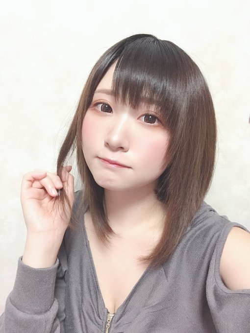 コスプレイヤーすみれおじさん(紫花菫)のTwitter画像5