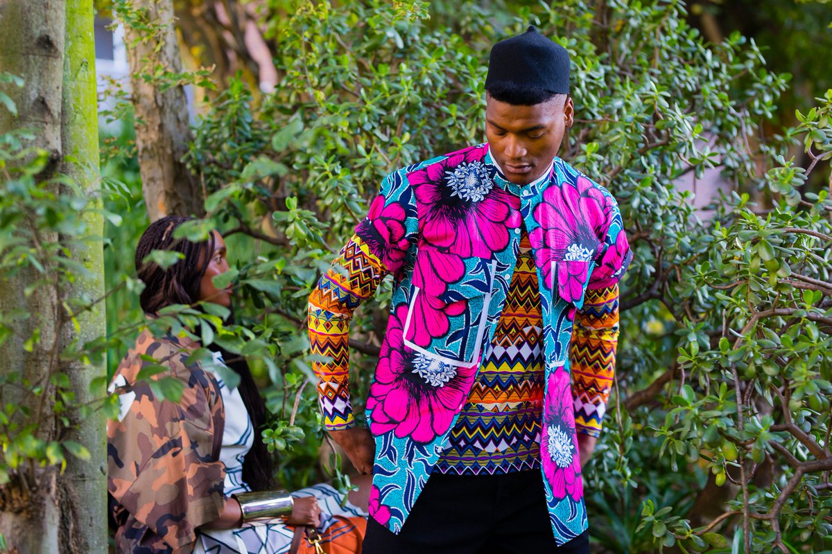 AfricaRiseStore's tweet photo. Celebrating AFRICA DAY the #africarisestore way 🖤✊🏿🤝🏾💪🏾
Love
Power
Collaboration 
Resilience 

Africarise store in Sandton will be open from 1 June 2020,with all safety precautions adhered to.
Shop the 20+ African designer brands via WhatsApp store  +27768063616 #2DayDelivery https://t.co/XoAY5r1ow7