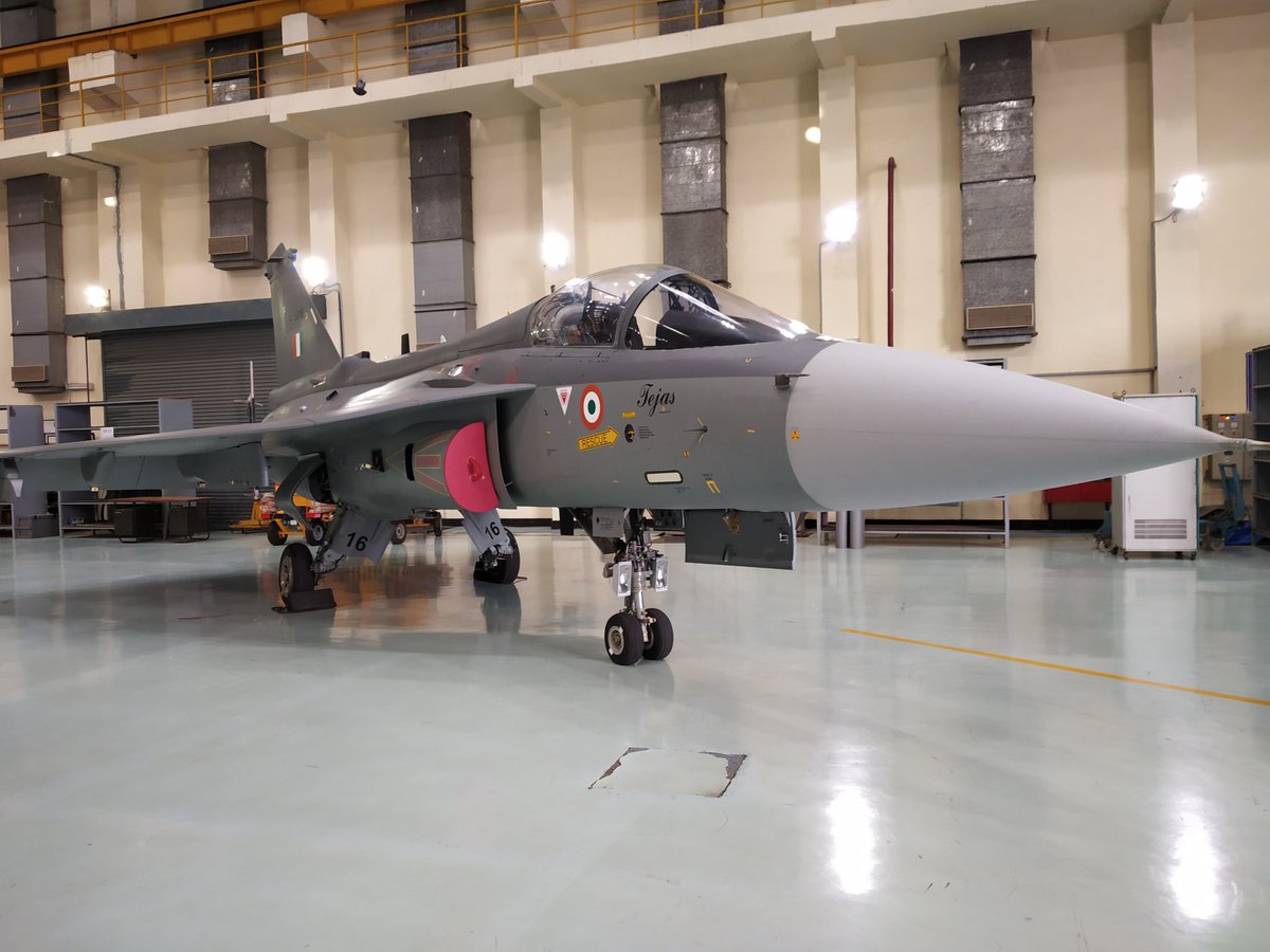 Defence_XP's tweet photo. @IAF_MCC ready to get second squadron of #LCA Tejas but this one is FOC variant, number 18 Squadron at Sulur near Coimbatore, IAF Chief ACM RKS Bhadauria will be present for the ceremony on May 27..
#flyingbullet #Tejas #HAL #JaiHind 🇮🇳 ♥ 🇮🇳 https://t.co/sTpJJ3XWCv