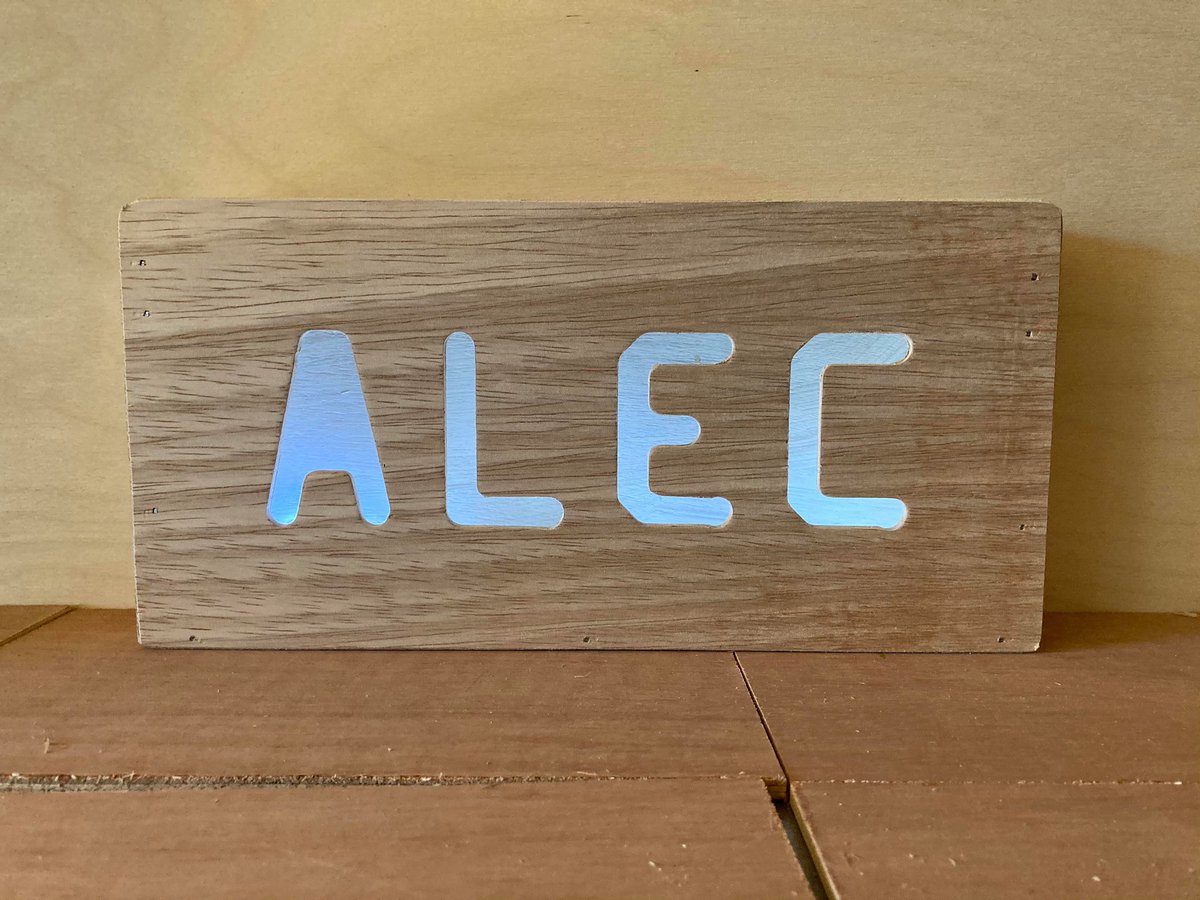 nhslightbox's tweet photo. 📸News Flash 📸

Bryan has now made 💡📦’s with children’s names on 👍👏
If anybody else would like one please contact nhslightbox@outlook.com or message here 🔝 for payment method and order 

£6.50 each 
£ 5.00 will go to  the Children’s ward Kingfisher at DCH￼￼ https://t.co/VZSrR6pY2Y