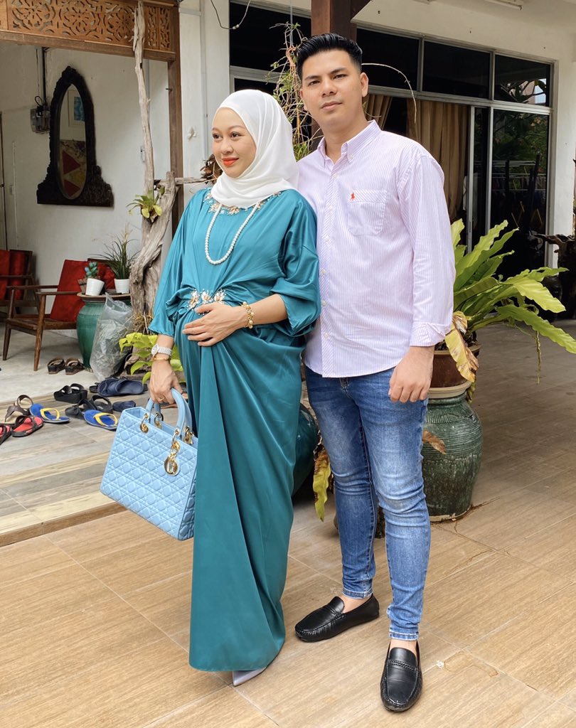 ammaraslam_'s tweet photo. Open house with wife ✨ #2ndraya #eidmubarak https://t.co/0usPlxpRJG