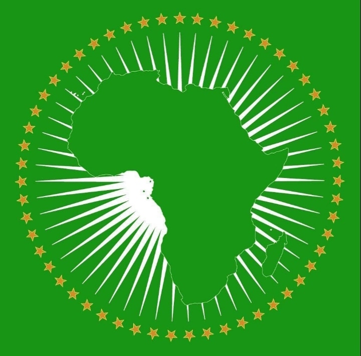 NewsCnd's tweet photo. The entire Current News Daily - #CNDNews Team, wishes all African brothers and sisters, a blessed 57th commemoration of the formation of the Organization of African Unity  (OAU) and its transformation into the African Union (AU).
Happy Africa Day 

#AfricaDay 
#TheAfricaWeWant https://t.co/kVmcmq9LCQ