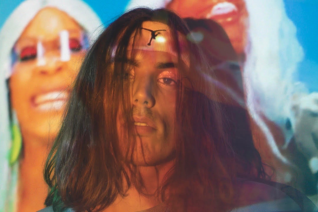 Pau Vehí (mitad de <a href="/NorthState_/">North State</a>) debuta en solitario como #PHOAC. 'Holify' es su primera canción en <a href="/foehnrecords/">Foehn Records</a> 👉 bit.ly/2TBPD8i