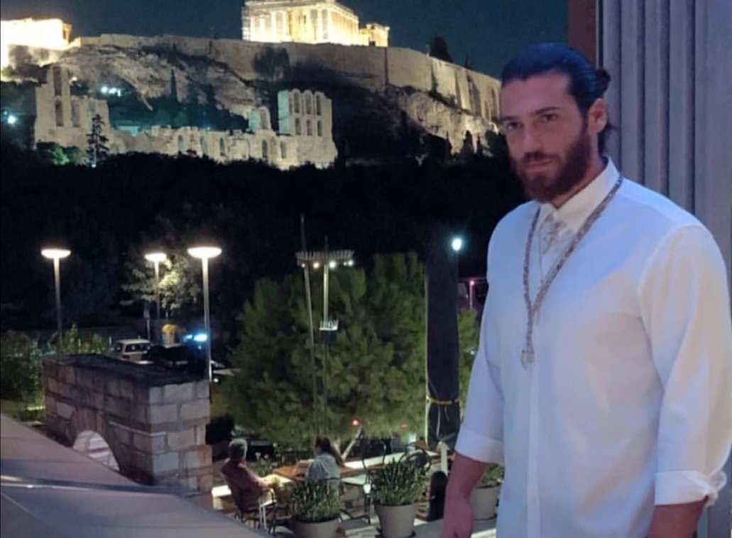 CanveSanem1's tweet photo. #CanYaman #Caningreece https://t.co/zRkQk3JDwW