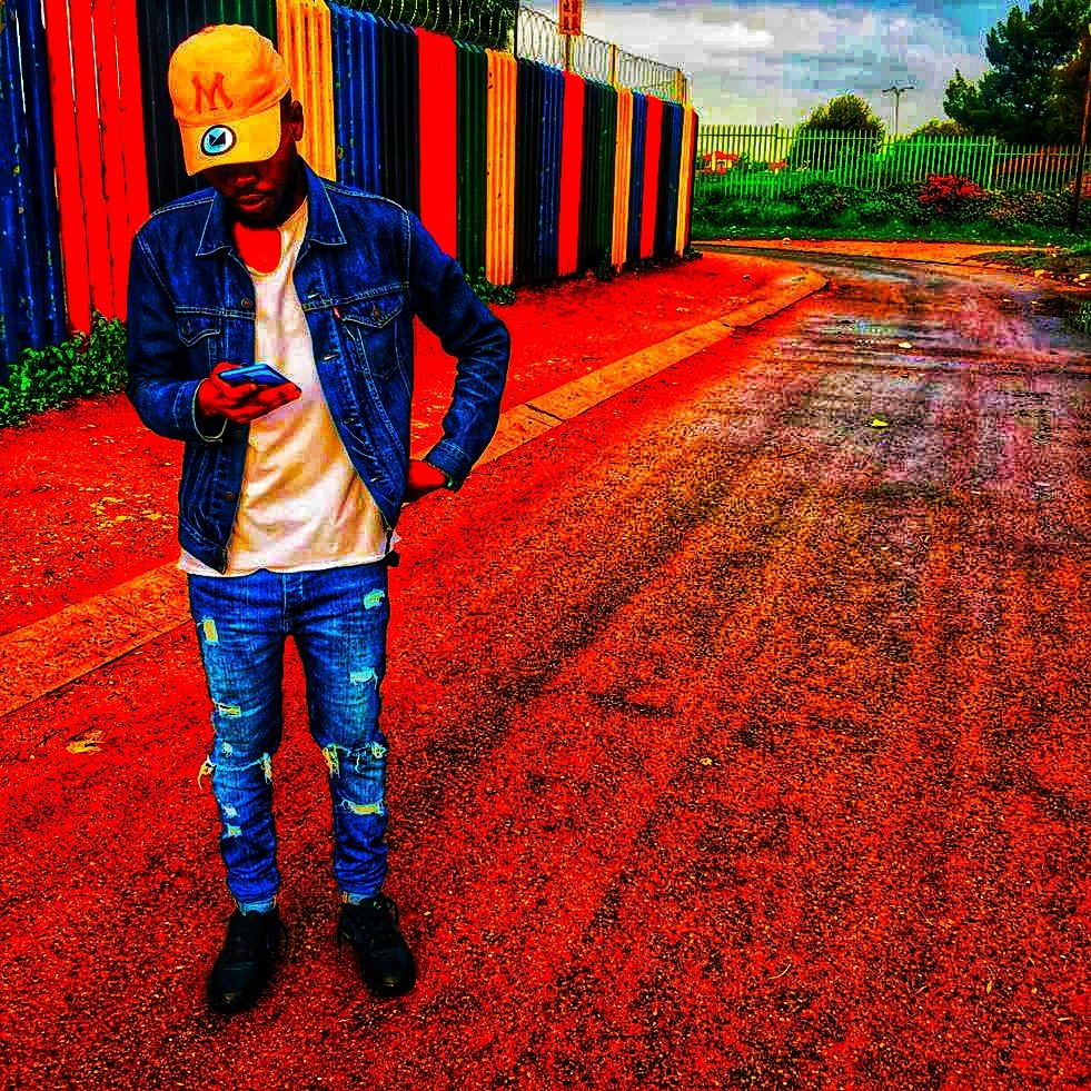 Kaytwo_Koketso's tweet photo. #NewProfilePic https://t.co/rFpuzxQDC3