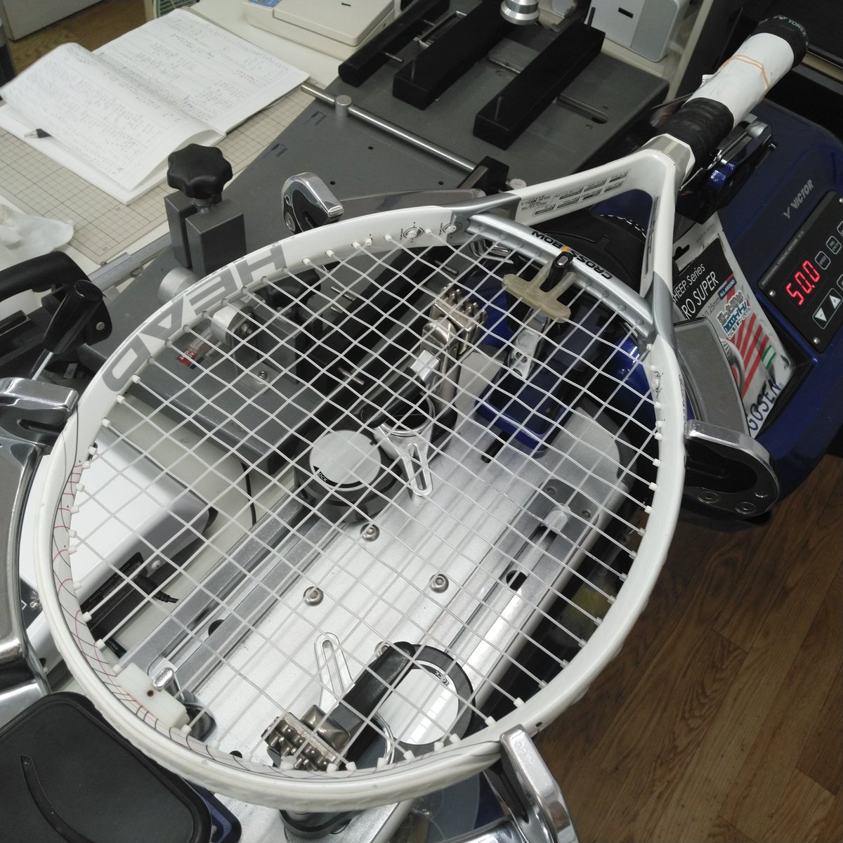 netin_tanushi's tweet photo. #ヘッド #airflow5
#ゴーセン #ts401
#50ポンド #面圧平均52.25
3年ぶりのご来店&張替ご依頼頂き、ありがとうございます(^^) https://t.co/K57OZ0H9pk