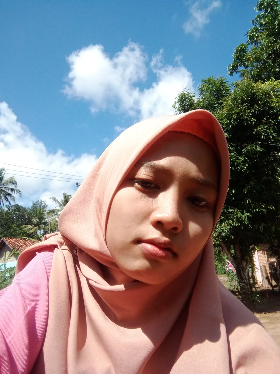 JSelviyani's tweet photo. Kenapa sih harus kek gini:) setiap pilihan yg diambil, keknya ga pernah dihargai :')) https://t.co/1QRJ3MGnNd