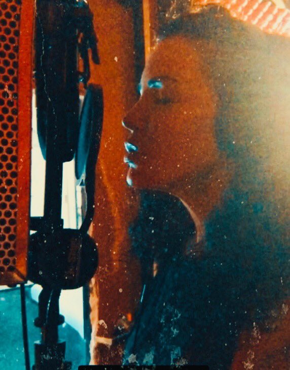 BabyNorman333's tweet photo. #Writing and #recording music tonight with @78elements #BrandonElements!! 💫

#333 #Singer #Songwriter #beats #dance #electroPunkFunk #78elements https://t.co/V687kHRuP9