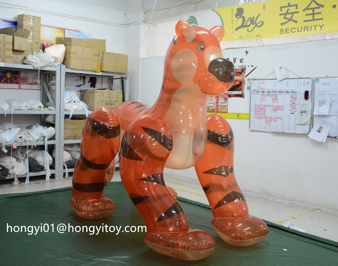_Charlie_Cho's tweet photo. #tiger #inflatable #clearpvc #cute
A cute inflatable tiger https://t.co/jyRigA51ge
