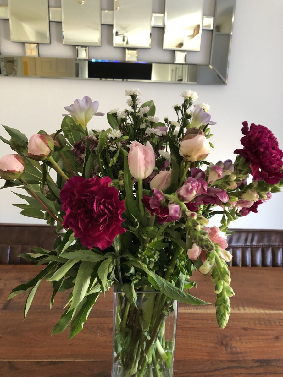 Sara Herrington tweet media