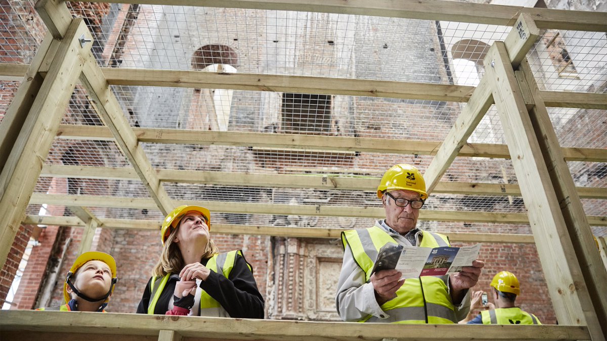 Today is the first day of virtual #ETW20 ℹ️ and today would have also been <a href="/SurreyShow/">Surrey County Show</a> 🐮 So to celebrate the both we will be showcasing all the #attractions and #venues would of been in our #VisitGuildford Marquee at the #CountyShow throughout the day #Guildford #StayHome