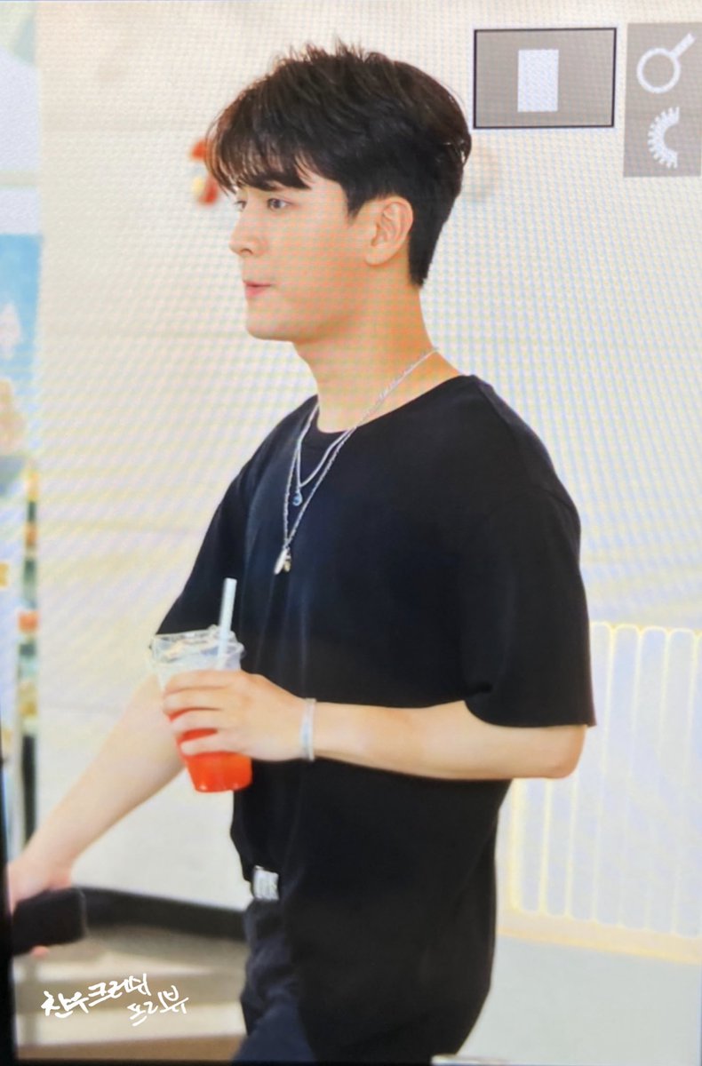 Chanwoo Crush♡ tweet media