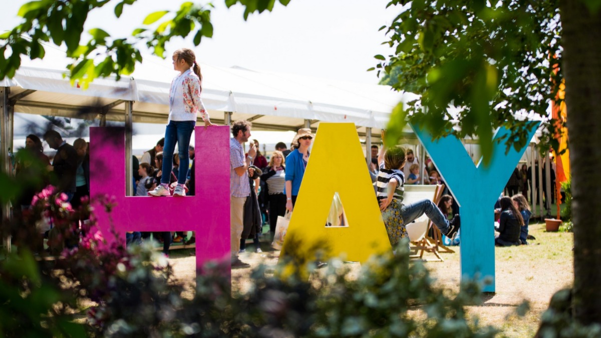 CalibreAudio's tweet photo. Hey! It's #Hay! Booklovers can't go there in person this year, but all week we can join @hayfestival for free online broadcasts with some amazing writers, historians and innovators, just take a peek at the programme and register here>> https://t.co/8eYMmMu8FM
#ImagineTheWorld https://t.co/2Y78xevrQT