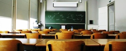 edufinet's tweet photo. Los alumnos finalistas proceden de los siguientes centros educativos: IES Severo Ochoa (Granada), @iesmanjon (Granada), @IESChN  (Se), IES Santa María de Alarcos (Ciudad Real), IES Puerta de Andalucía (Huelva), @iesalejandria (Valladolid), @iesitaca (Se) e IES Isbilya (Se). https://t.co/KF11DRlSfZ