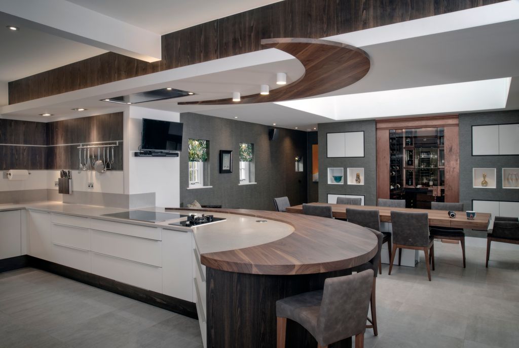 thekbsa's tweet photo. Check out this wonderful project by @KitchensbyJSG, based in #Kilmarnock #Scotland. 

They are never ones to shy away from something different and this design is no different - we love the #curves of the island with the combination of strong lines for the rest of the #kitchen! https://t.co/JZJtpBzKUk