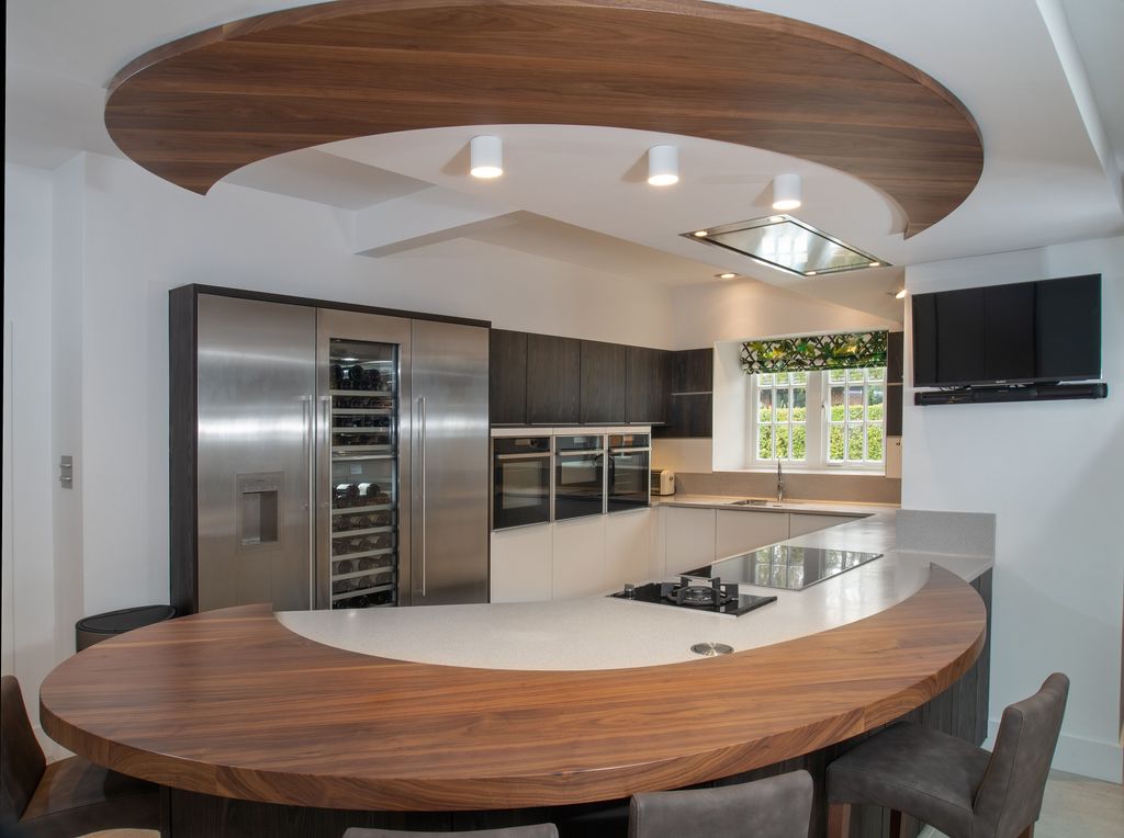 Check out this wonderful project by @KitchensbyJSG, based in #Kilmarnock #Scotland. They are never ones to shy away from something different and this design is no different - we love the #curves of the island with the combination of strong lines for the rest of the #kitchen!