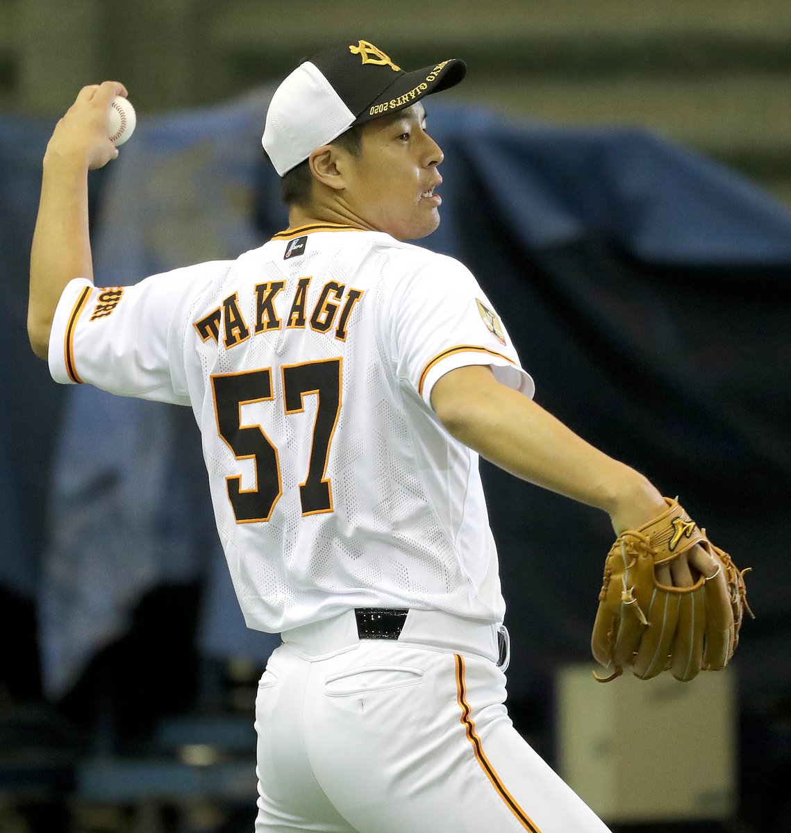 スポーツ報知 巨人取材班 Twitterren 巨人 本日のg球場1軍練習 高木京介 投手キャッチボール 写真は球団提供