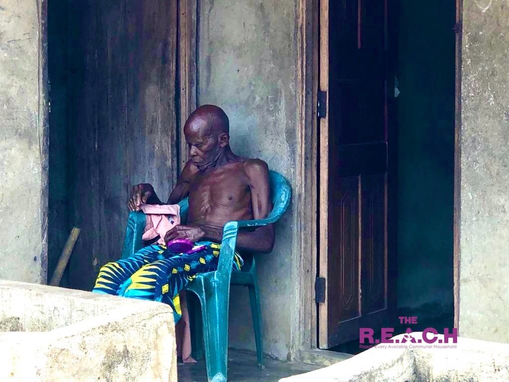 TheREACHNG's tweet photo. We move today, yet to another community, to deliver food packs after thorough needs analysis.
#ProjectReach
#FoodRelief
#Charity
#FightHunger
#Covid19 https://t.co/x2YWTAEUUV