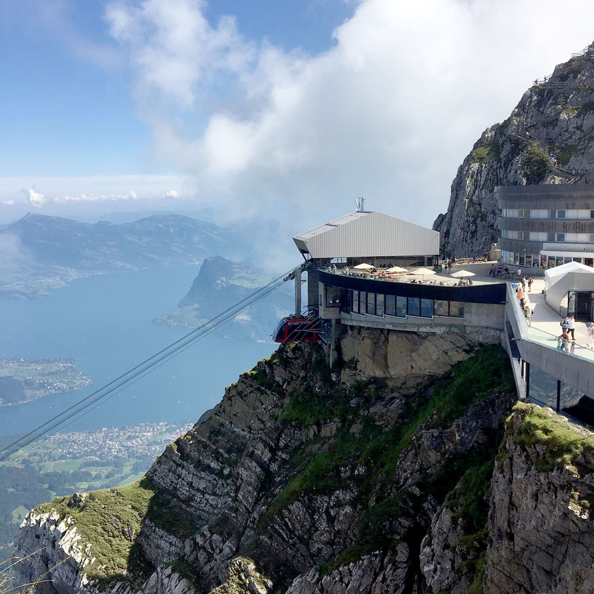 intertransit's tweet photo. 🇨🇭🏔️🏘️🏭🔛🚚
Servicio diario de transporte terrestre a Suiza.
https://t.co/msFf8byamM
#Import #Export #Mercancías #Swiss #Switzerland https://t.co/eOPtLJVSpg