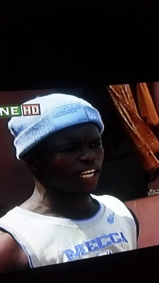 SonofAQuene's tweet image. sometimes i try to imagine the kind of animals would some Ghanaians be,😔 boldly saying they have not seen the covid19 so they won't wear nose marks. daring  the military force to come and force them to wear it at their hoods #konongo. well i think they need to be educated on it