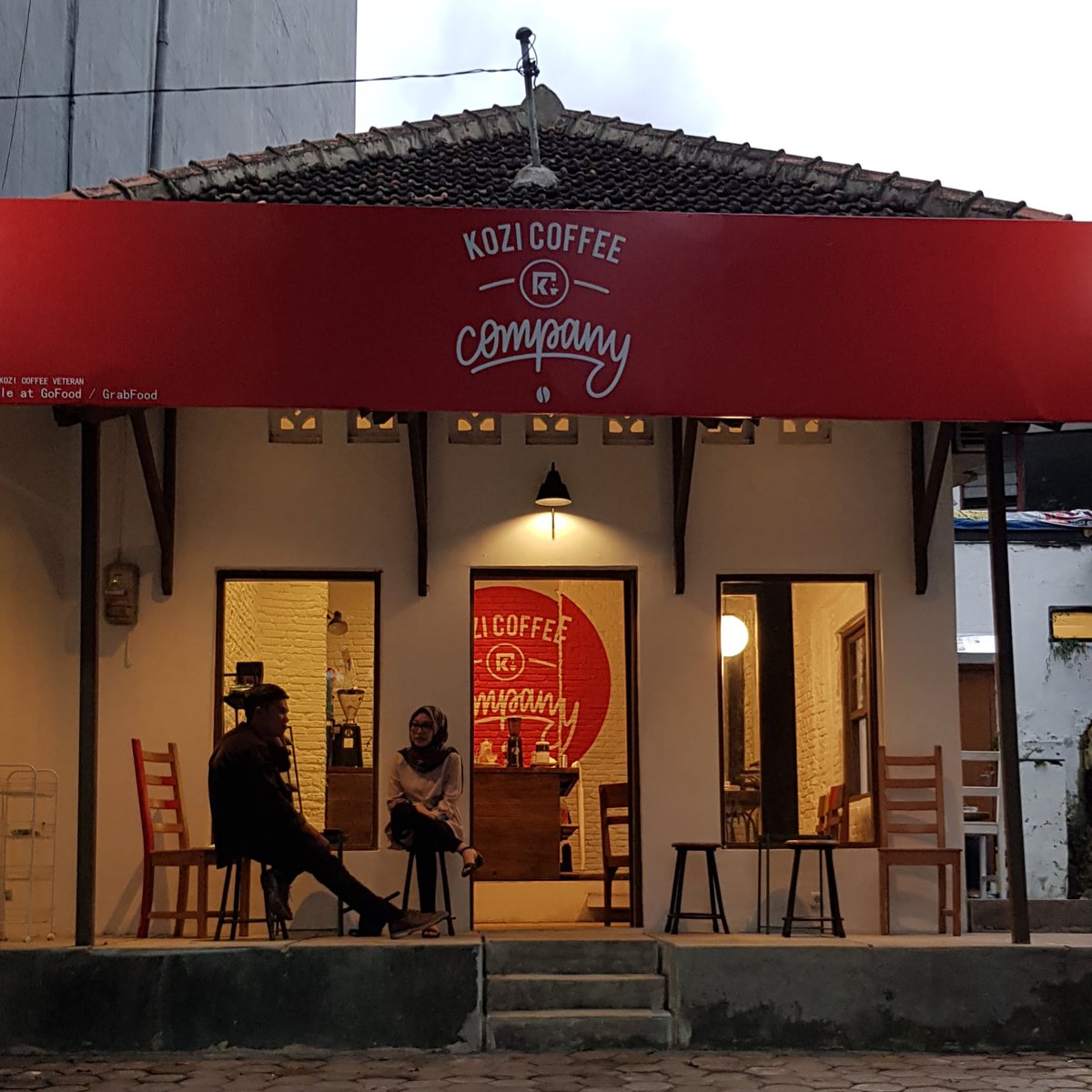 ayuma_morie's tweet photo. Semoga pandemi covid-19 segera berlalu. Supaya kamu bisa ajak si dia ngopi di @kozi_coffee 6.2 ☕❤🌷 https://t.co/qWT1Z8n7Zh