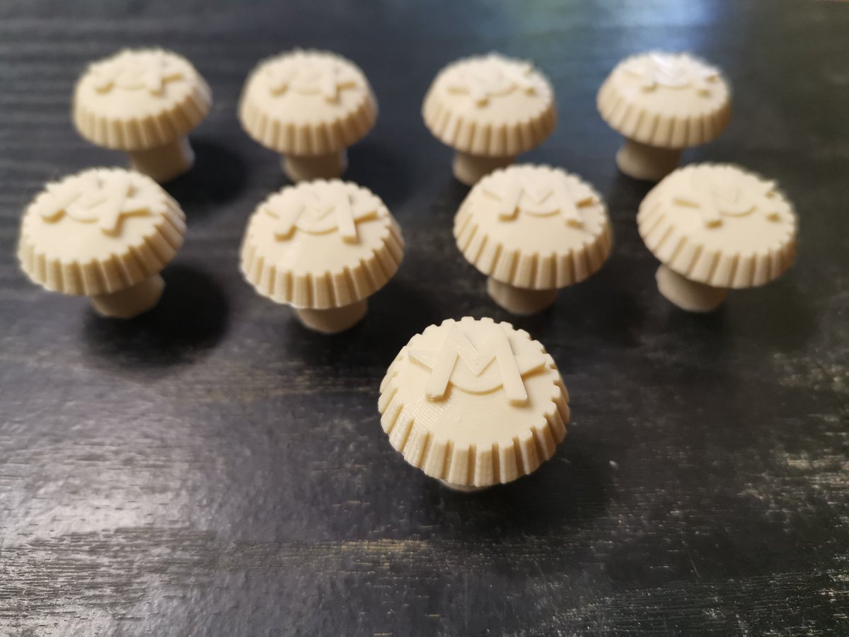 b_dsn's tweet photo. L'#impression3d ne sert pas qu'à faire des #visieres.
Petite production pour mes copains #mobeurs et leurs #mobylettes
Modèle ici : https://t.co/w0fTwBiRFZ
#mbk https://t.co/KyLjvs5gMk