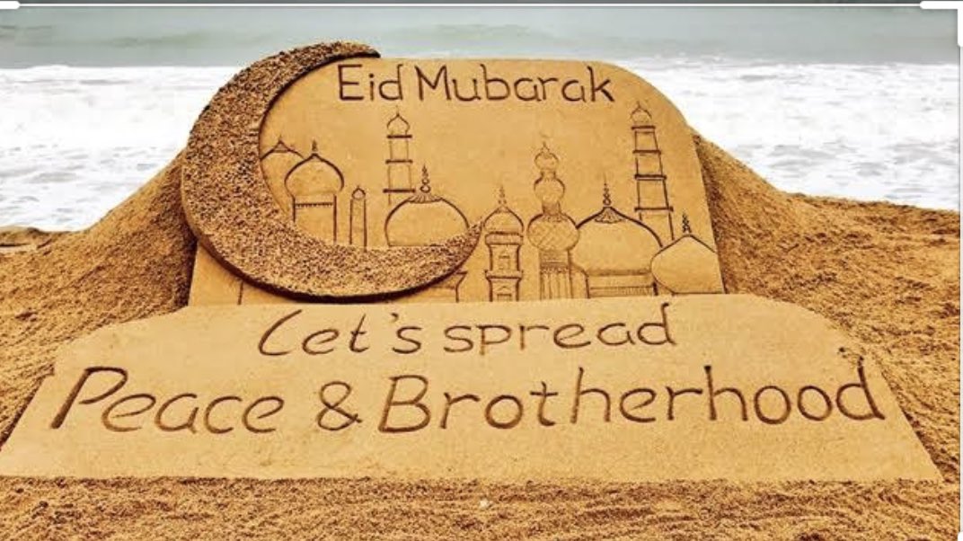 khemanrai's tweet photo. Wishing you all #HappyEid !! Love, Peace and Happiness always!! https://t.co/3TArJ4MpxL