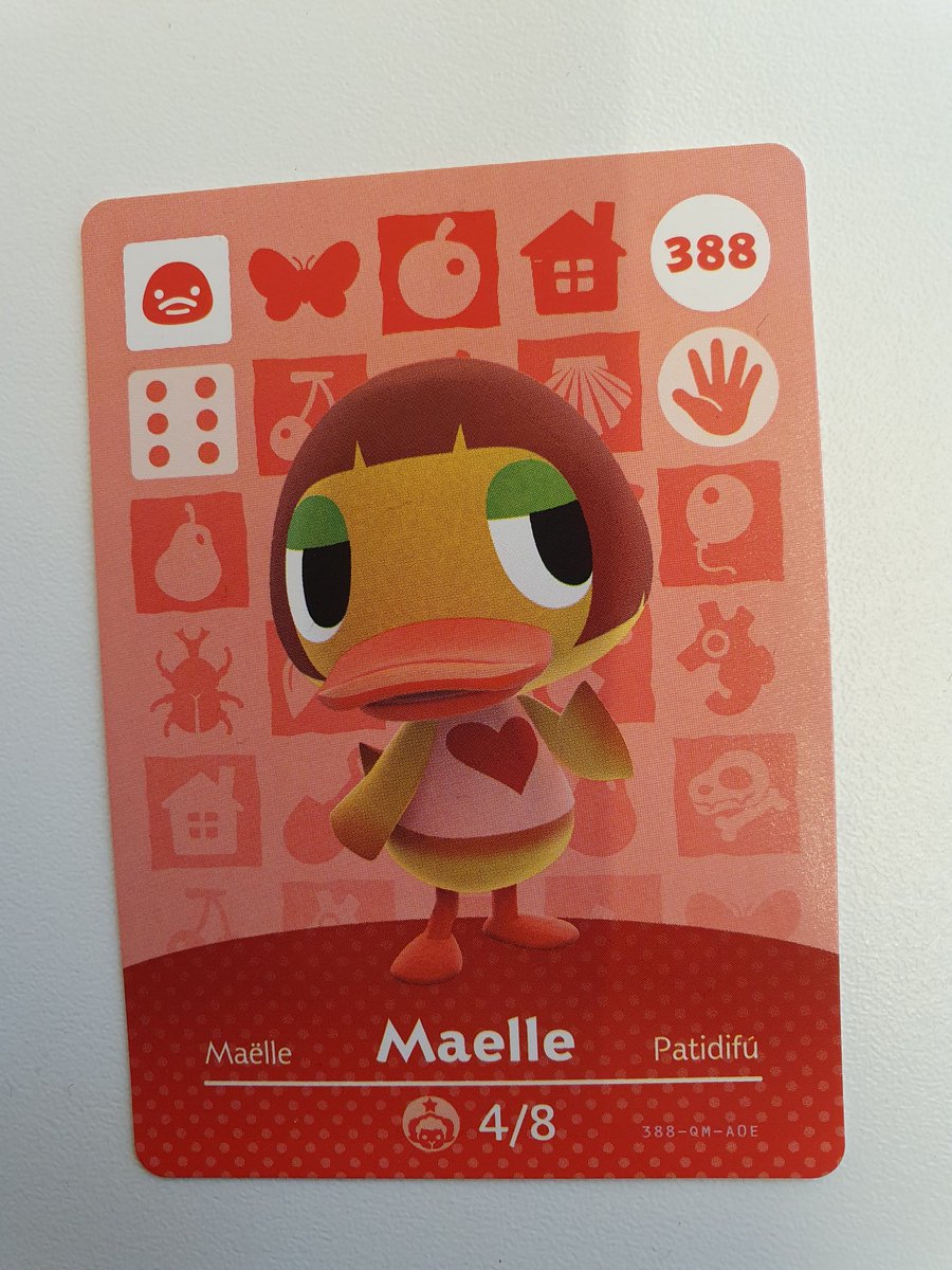 DUCK  AND ROOSTER   #ACNH  Maelle (388) brings the style back to your island. She's happy to move to your island for 3€.Less eccentric, but equally adorable is Benedict (171) - The friendly rooster joins your squad for only 5€(16/x)